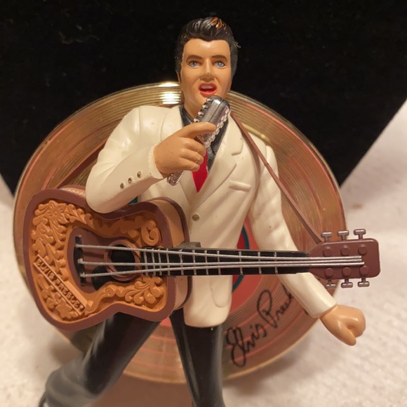 Limited Edition Elvis Presley 1st in series 1995 Musical Christmas Ornament - Picture 4 of 11